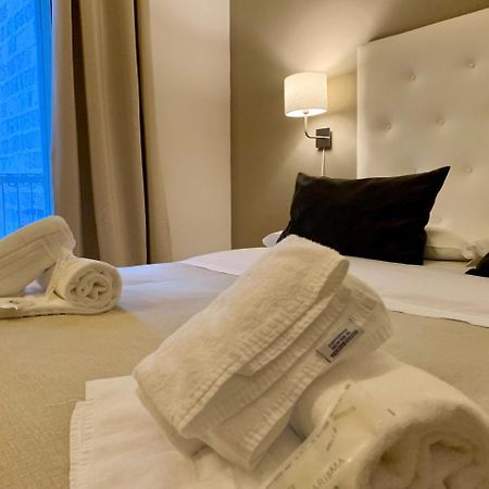 A Due Passi Dal Ponte Hotel Taranto Kültér fotó